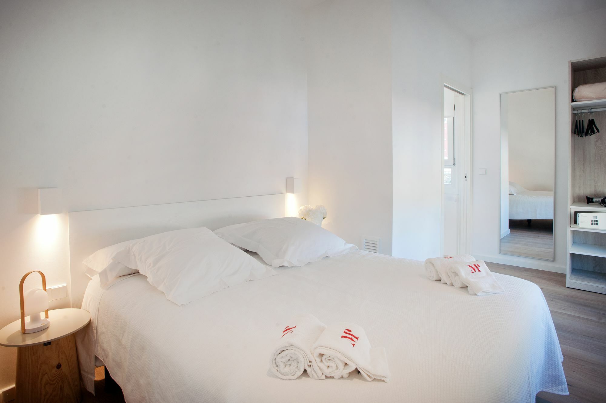The Museum Apartments Figueras Exterior foto